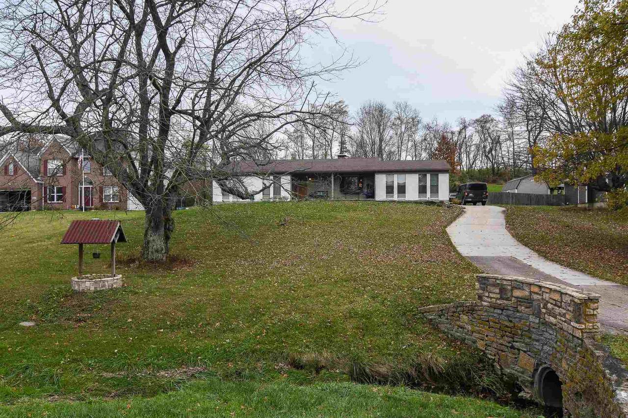 1925 Whispering Trail - Photo 1