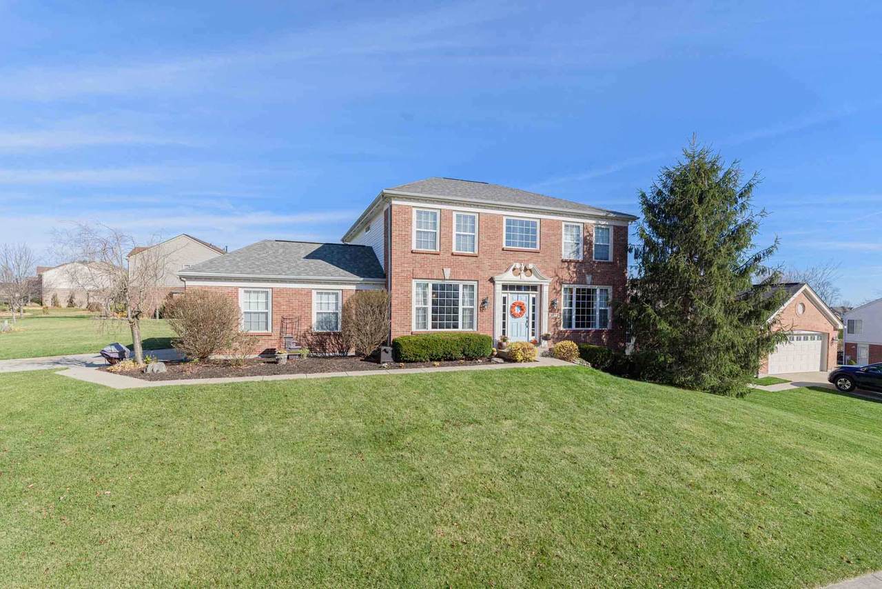 3923 Buckhill Drive - Photo 1