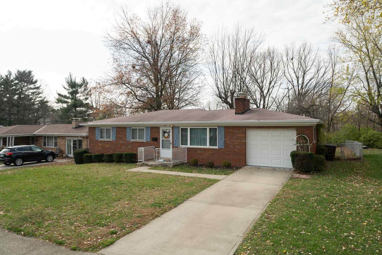 207 Center Park Drive - Photo 1