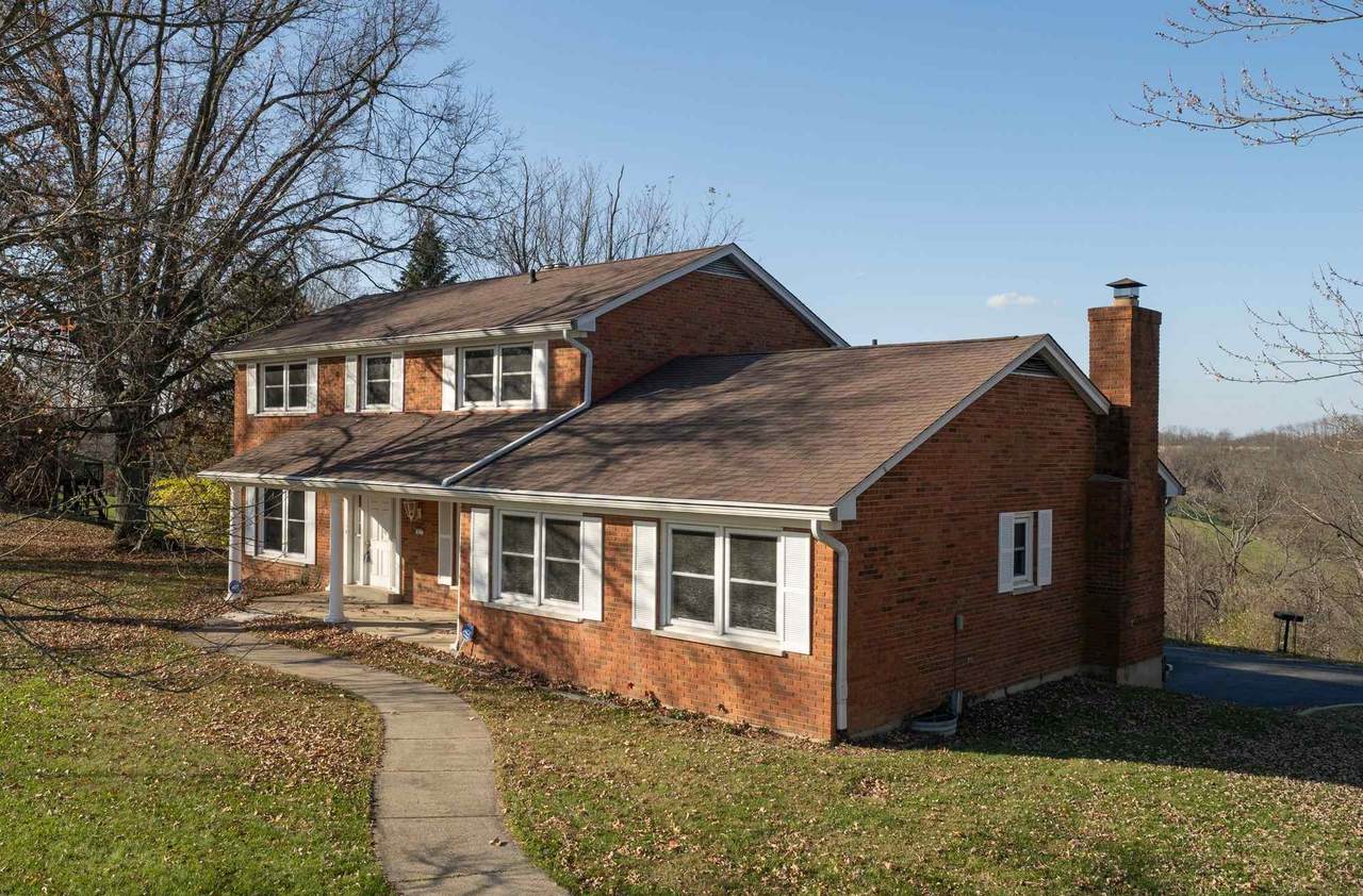 217 Ridgelea Drive - Photo 1