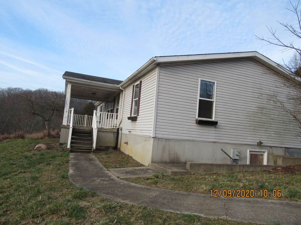 15784 Parkers Grove Road - Photo 1