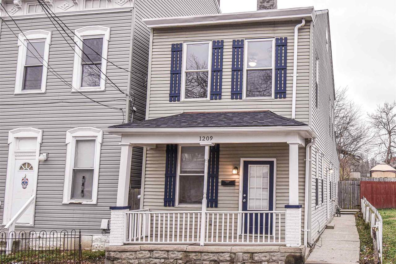 1209 Garrard - Photo 1