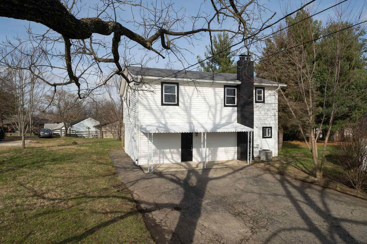 264 Shaw Avenue - Photo 1