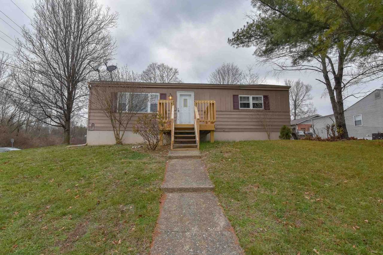3 Vivian Drive - Photo 1