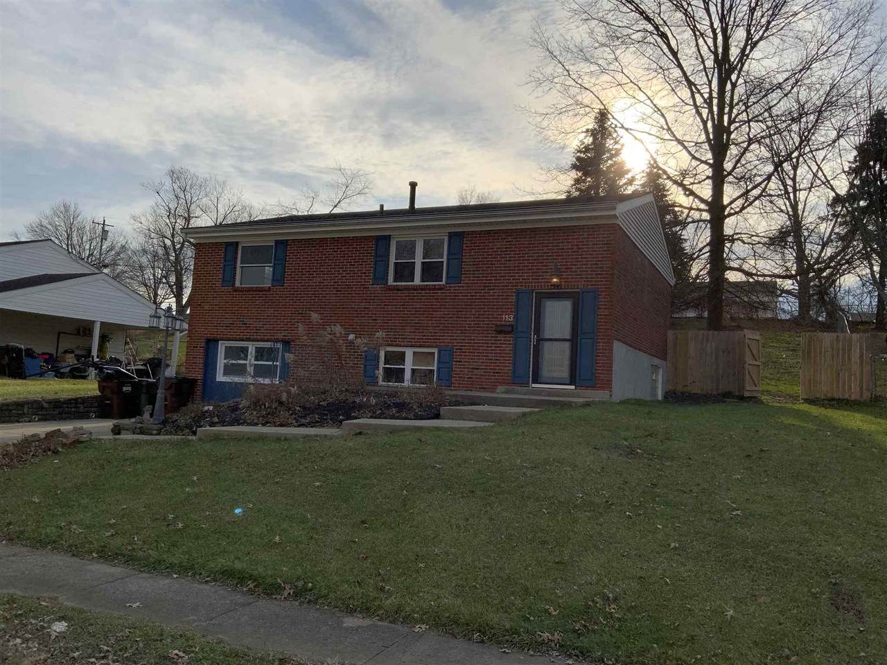 113 Raintree Road - Photo 1