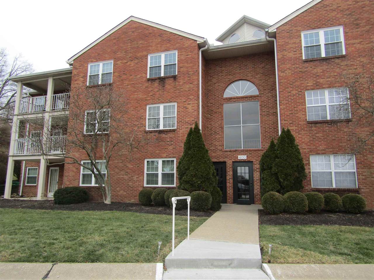 408 Keeneland Drive - Photo 1