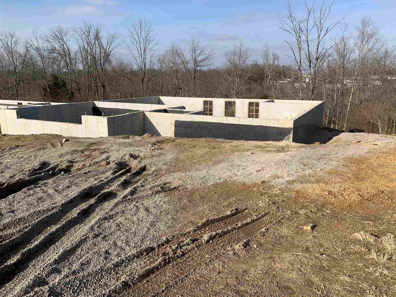 545 Claiborne - Photo 1