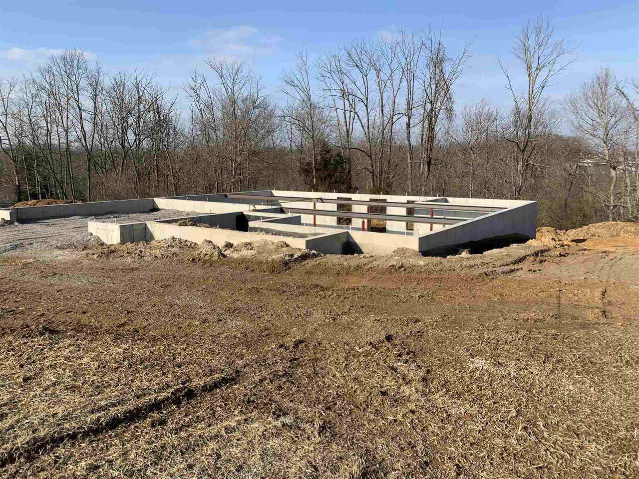 555 Claiborne - Photo 1