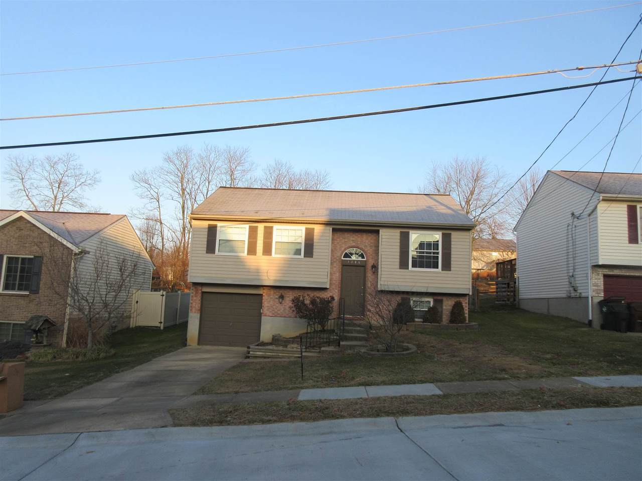 1046 Pebble Creek - Photo 1