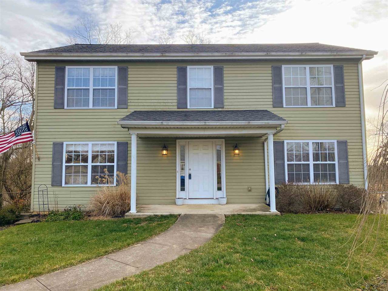 73 Sylvan Drive - Photo 1