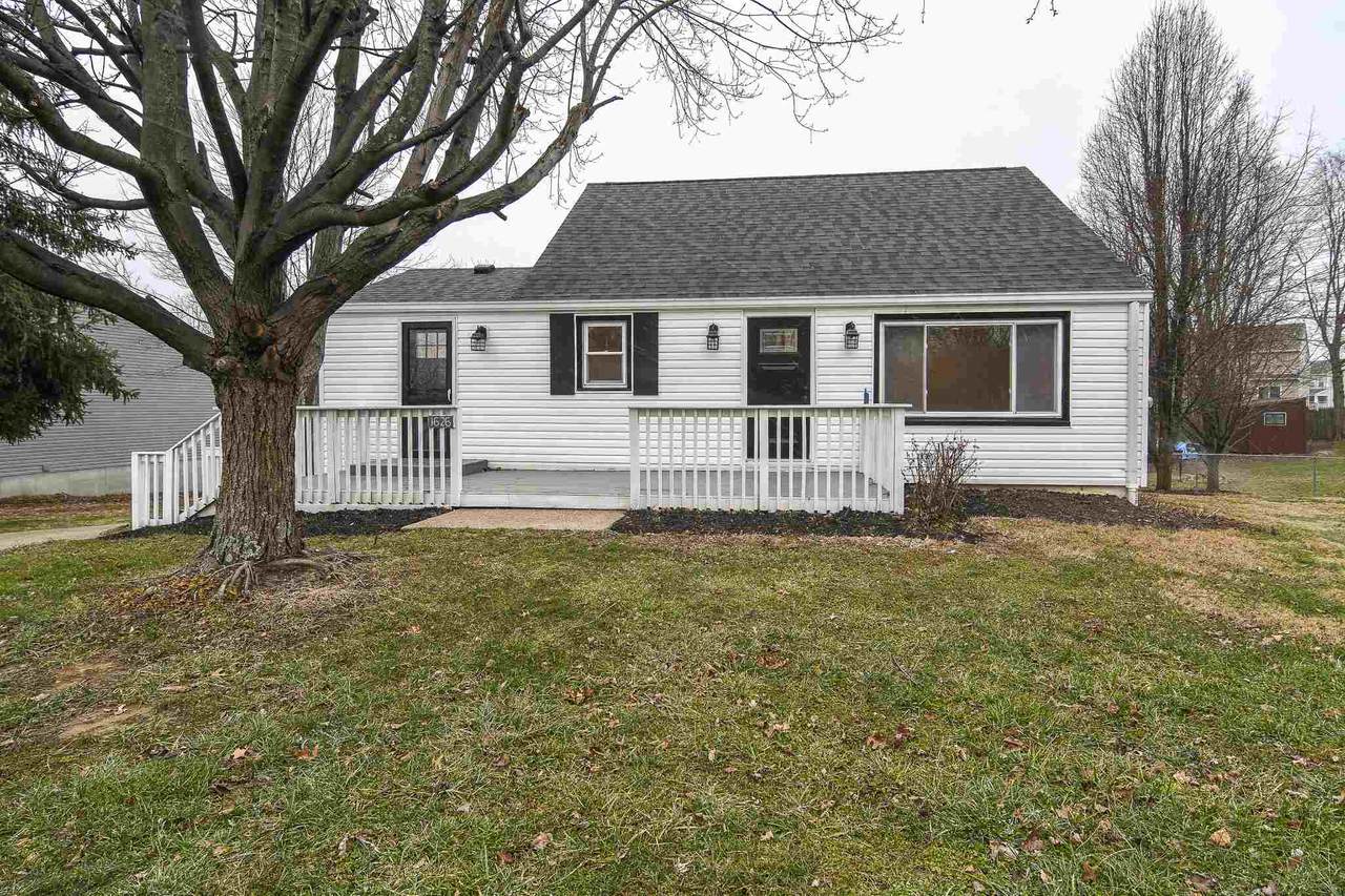 1626 Sycamore Drive - Photo 1