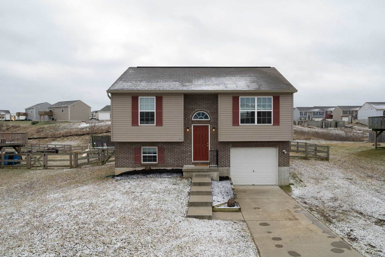 425 Lost Creek - Photo 1