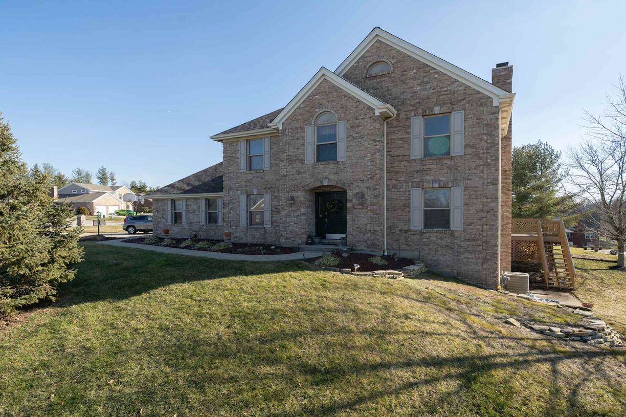 119 Carriage Park - Photo 1