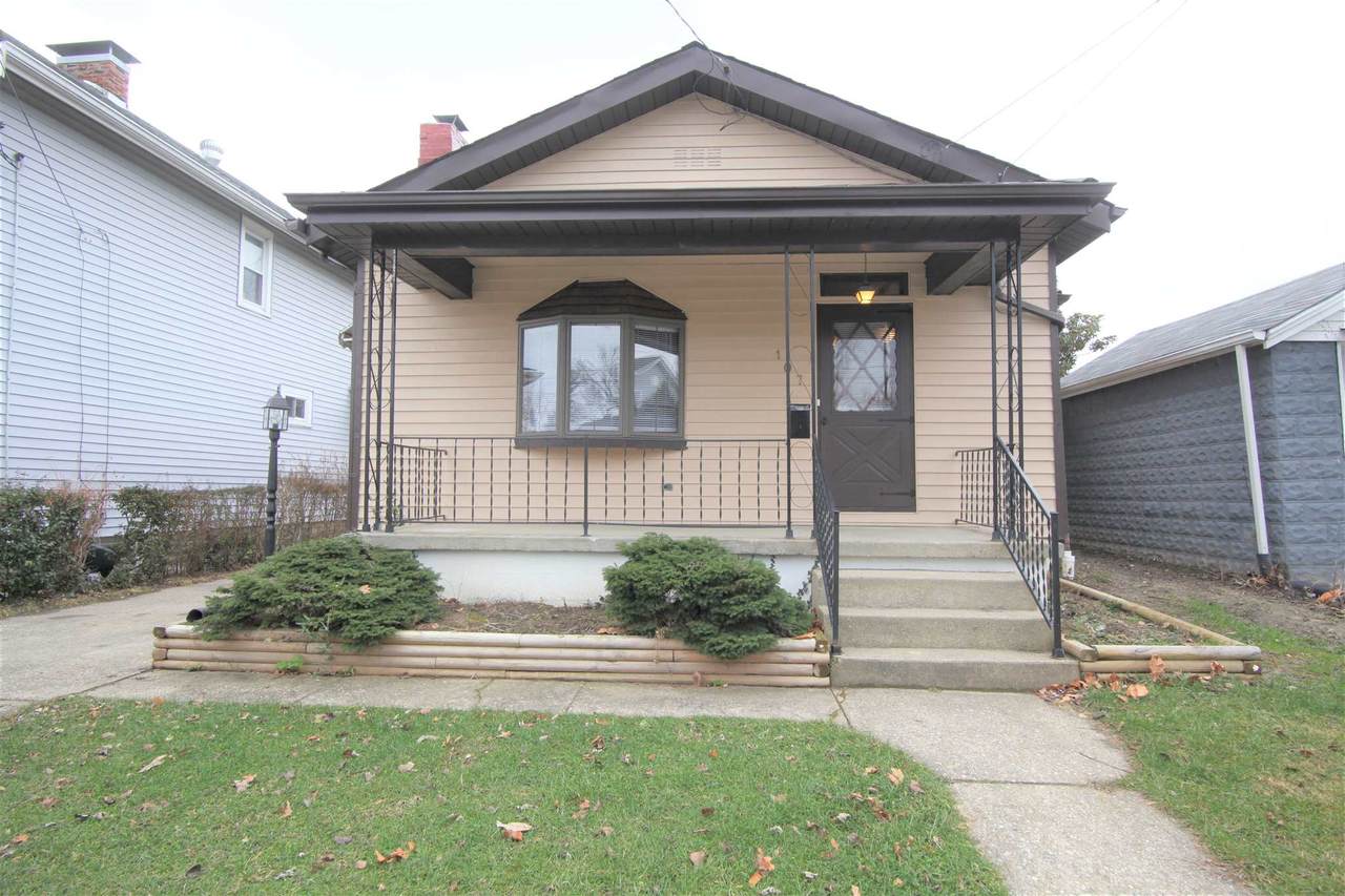 107 39th Street - Photo 1