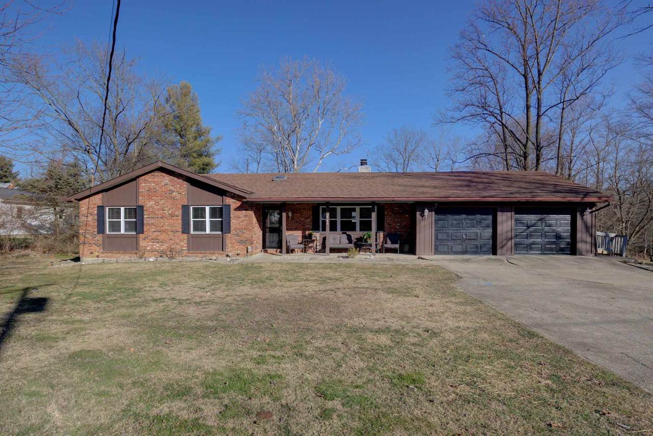 2946 Bradford Avenue - Photo 1