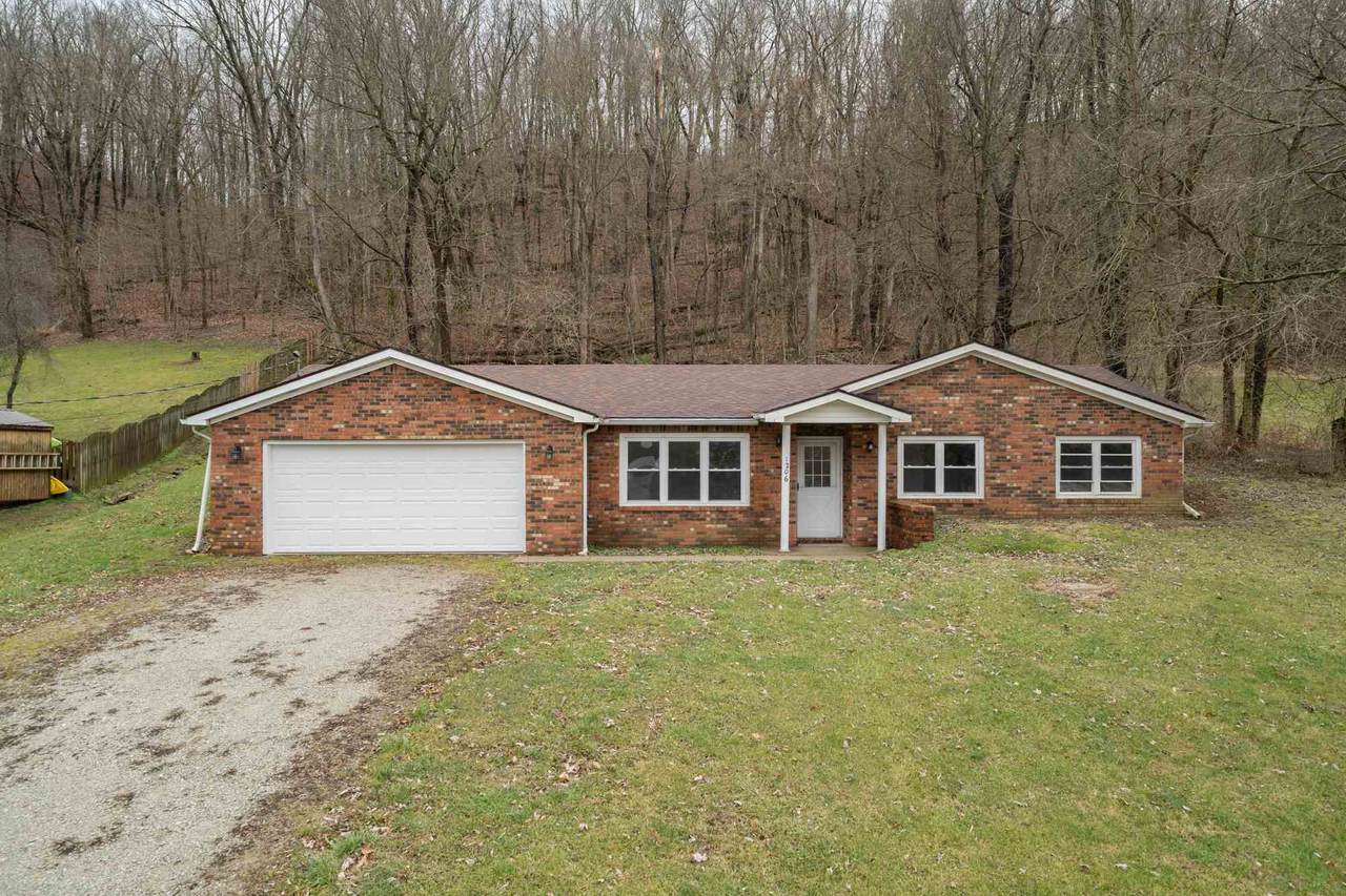 1206 Gillock Avenue - Photo 1