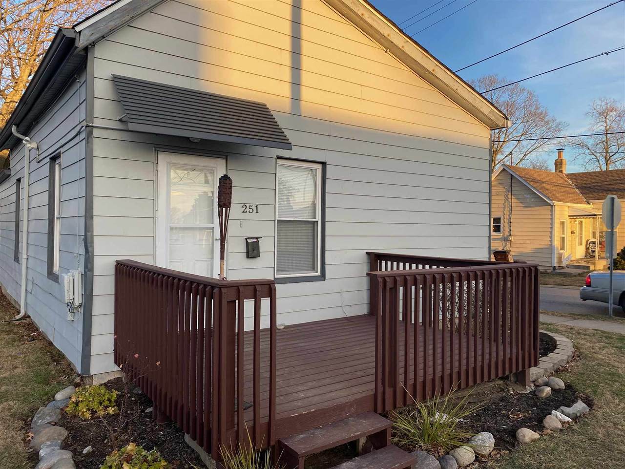 251 Garvey - Photo 1