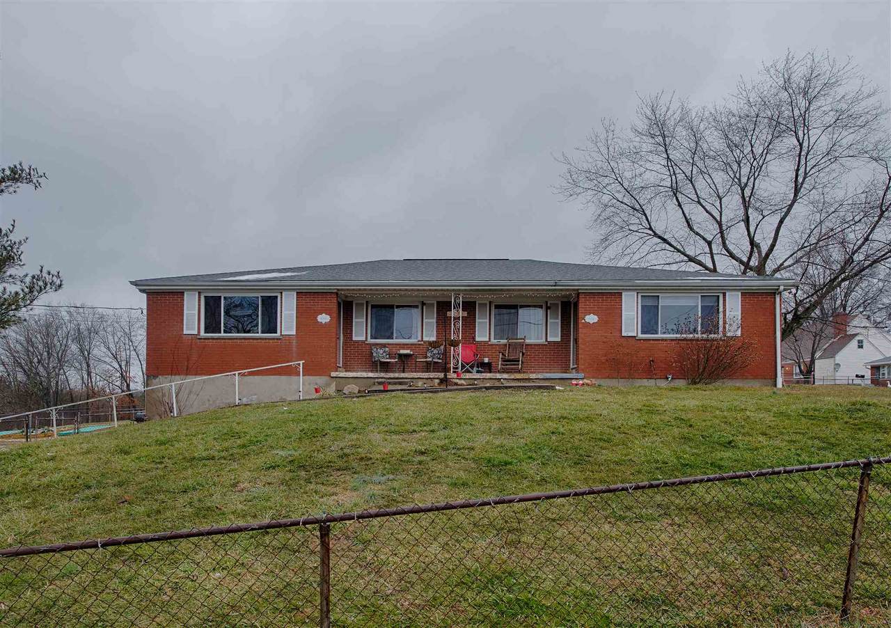 9040 Oak Lane - Photo 1