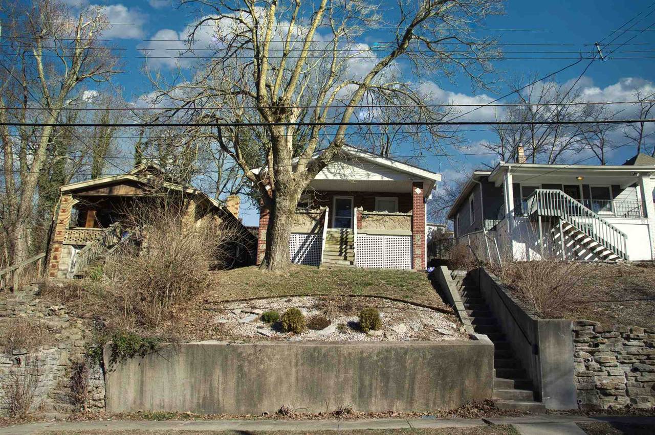 57 Grandview Avenue - Photo 1