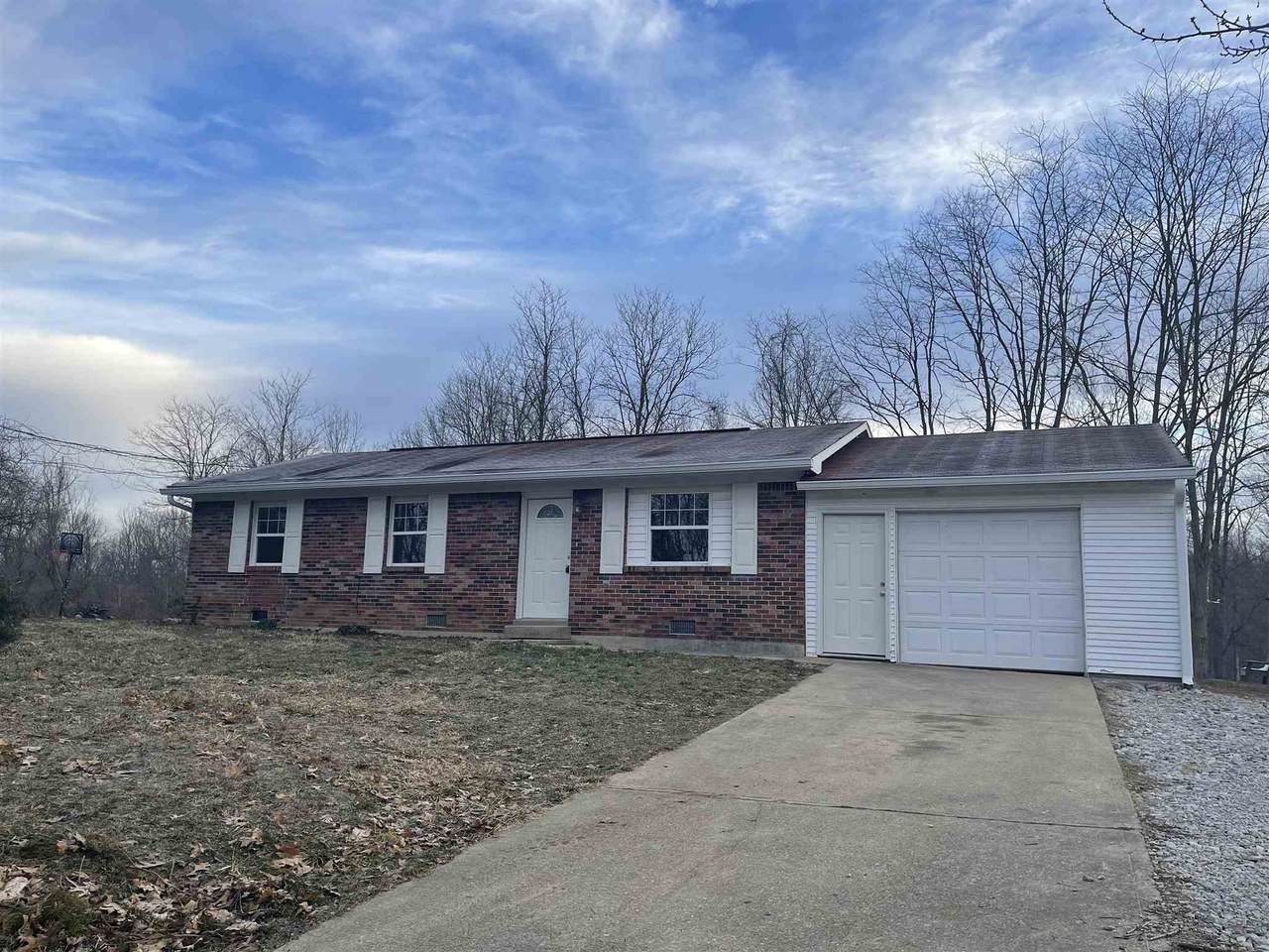 2387 Kentucky 455 - Photo 1