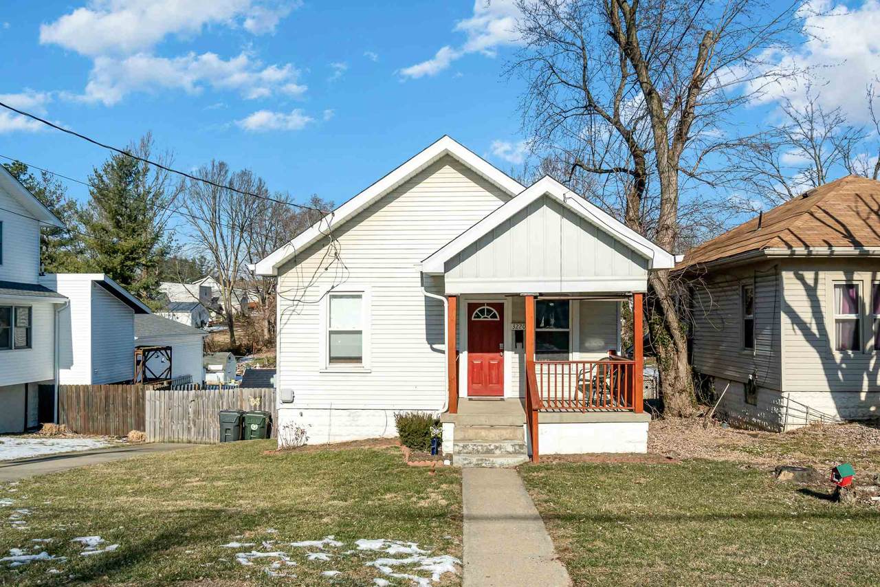 3220 Lake Street - Photo 1