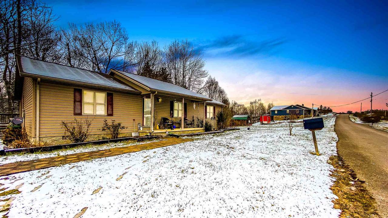 240 Spencer Ridge Road - Photo 1