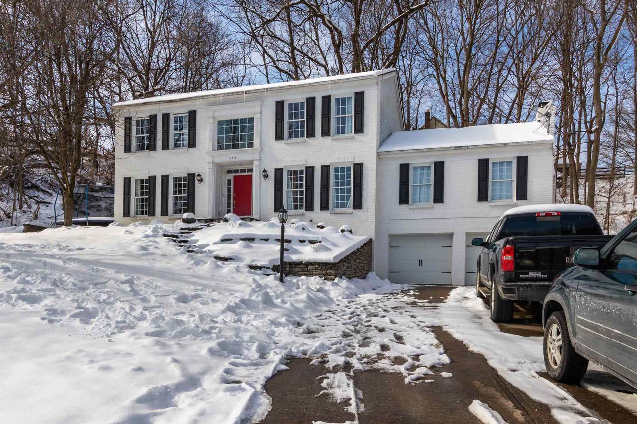 768 Glendale Court - Photo 1