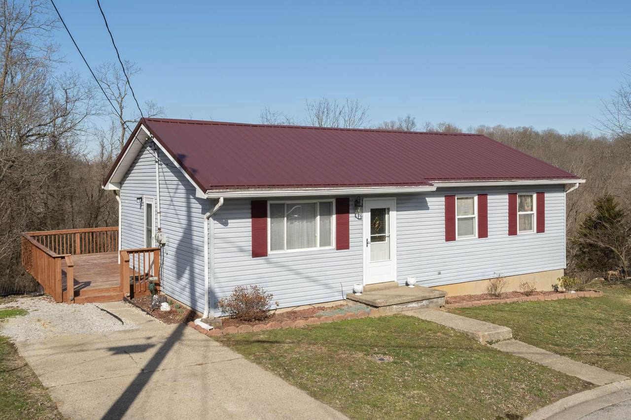 5 Lakeshore Court - Photo 1