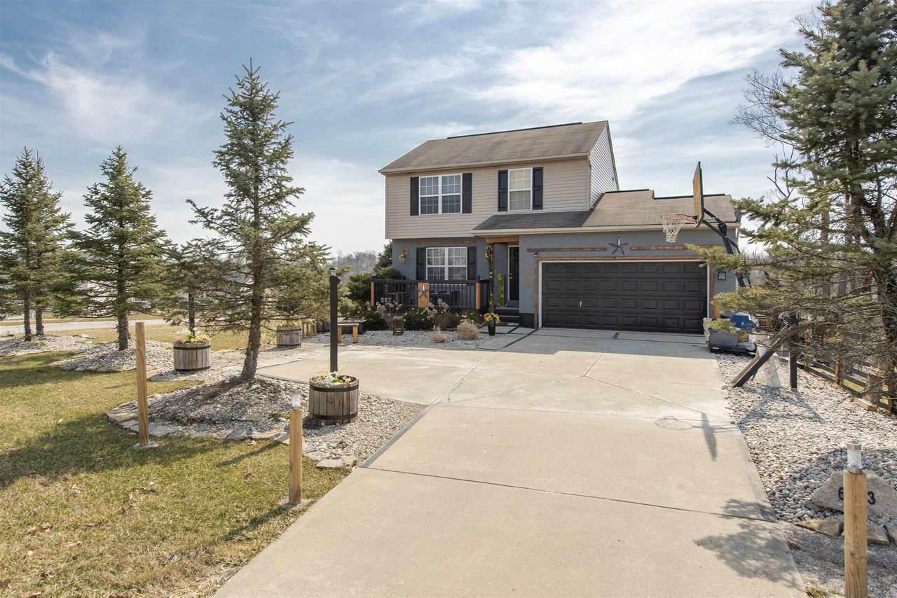 643 Astoria Court - Photo 1