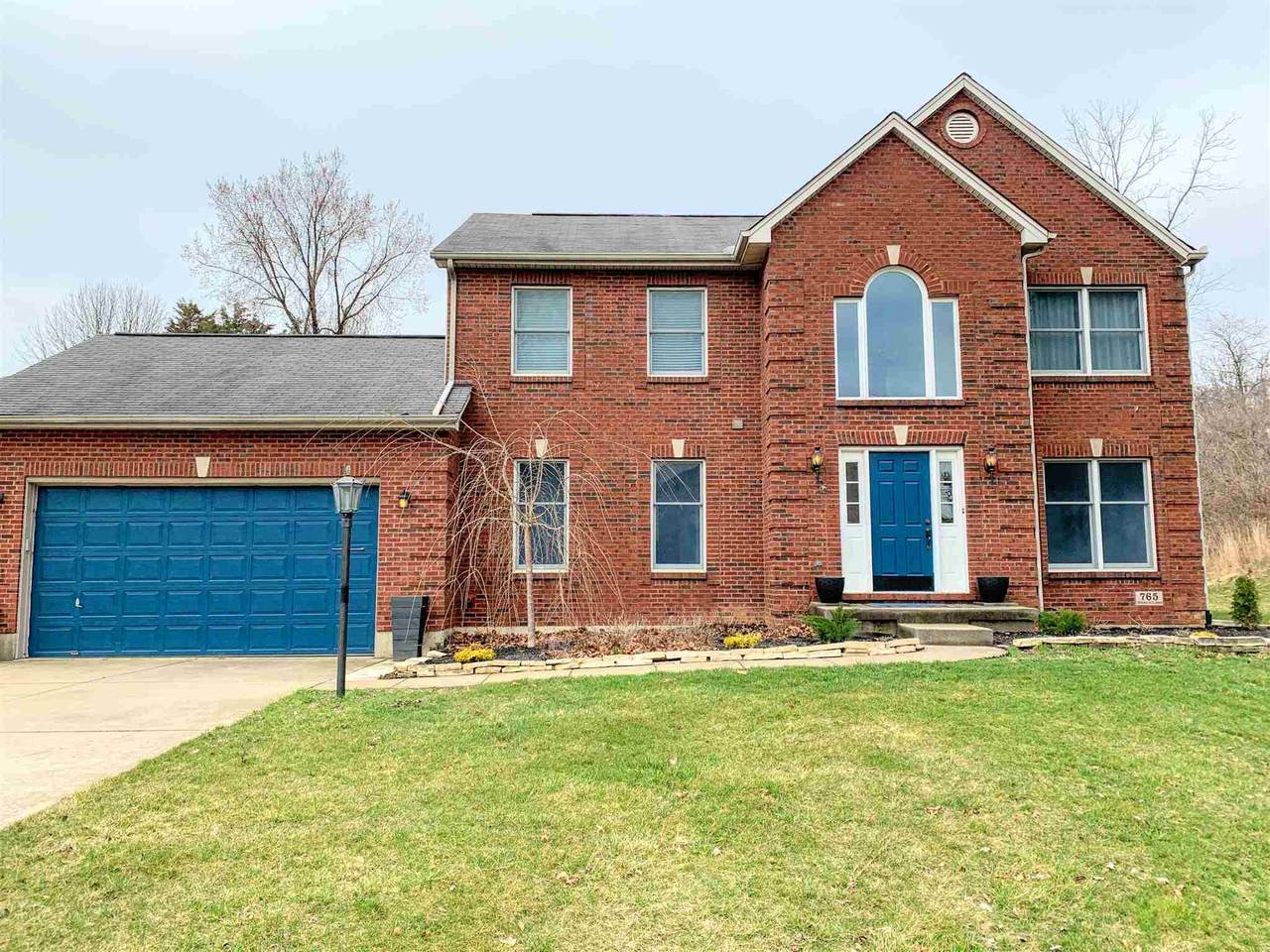 765 Lakewood Drive - Photo 1