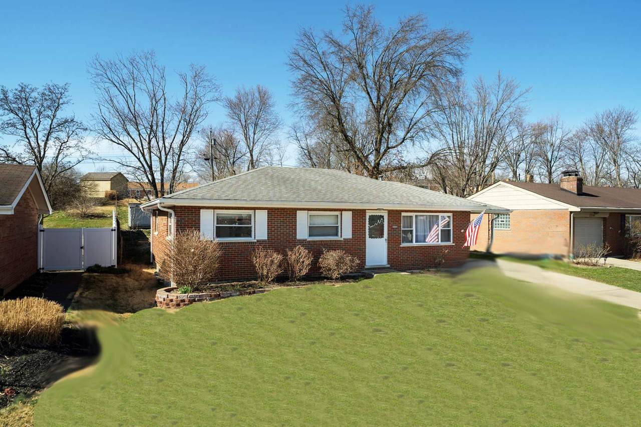 3242 Fairwood Court - Photo 1