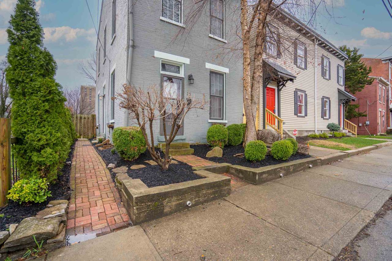 25 9th Street - Photo 1