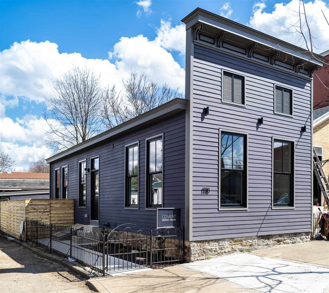 1118 Lee Street - Photo 1