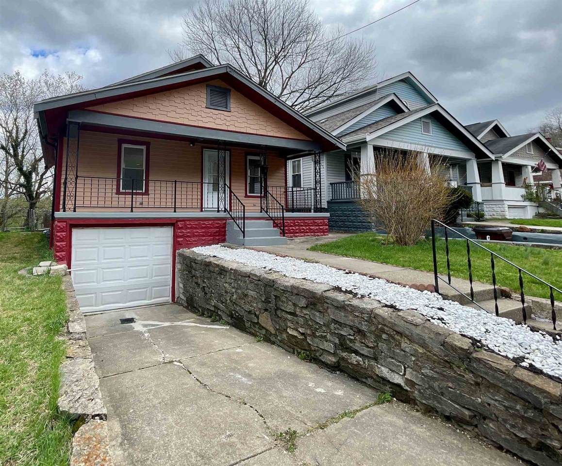 2520 Warren - Photo 1