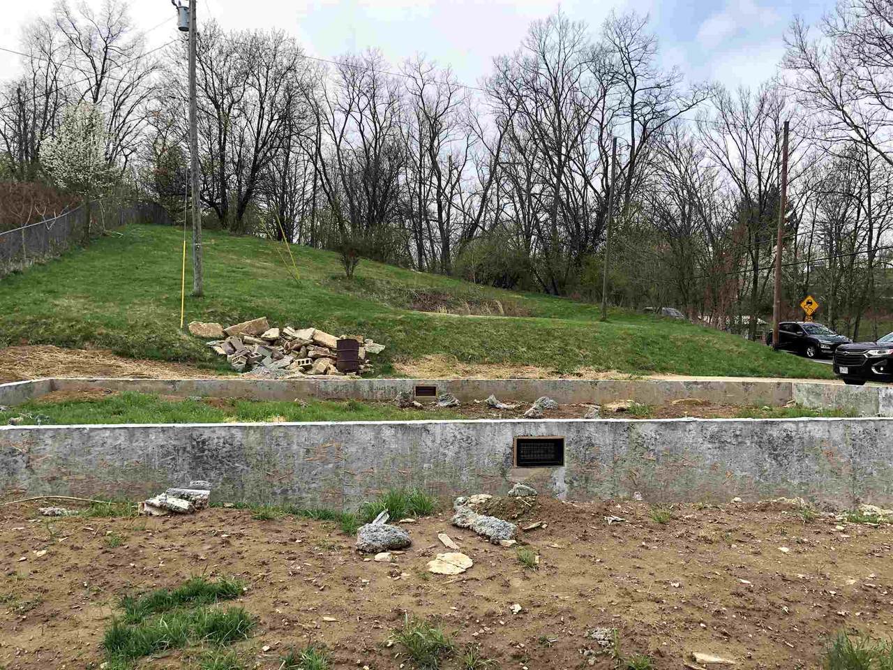 1554 Independence Road - Photo 1