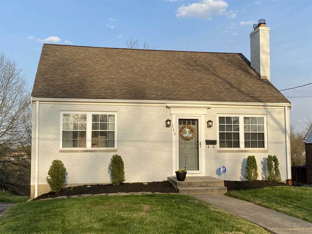 148 Sheridan Avenue - Photo 1