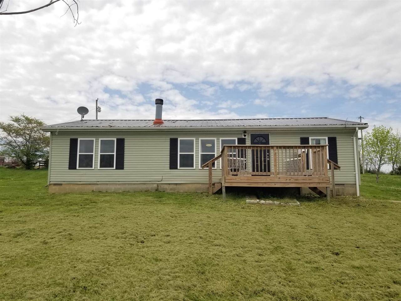 1785 Spencer Road - Photo 1