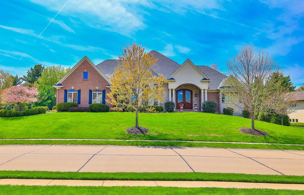 939 Squire Oaks - Photo 1
