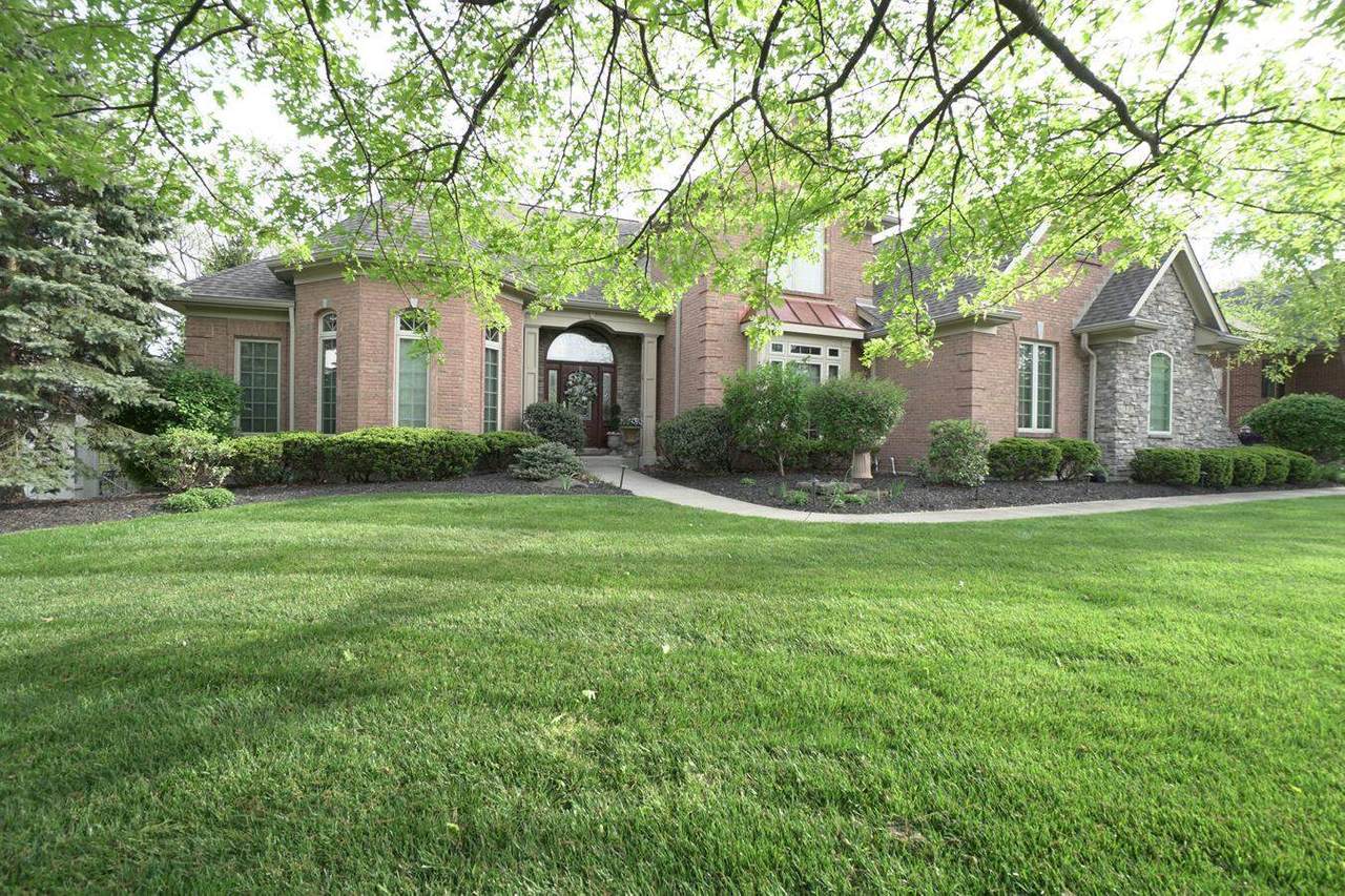 853 Pointe Drive - Photo 1