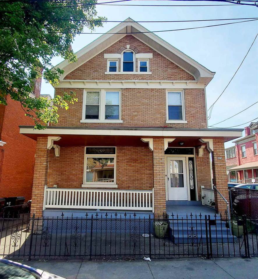 923 Main Street - Photo 1