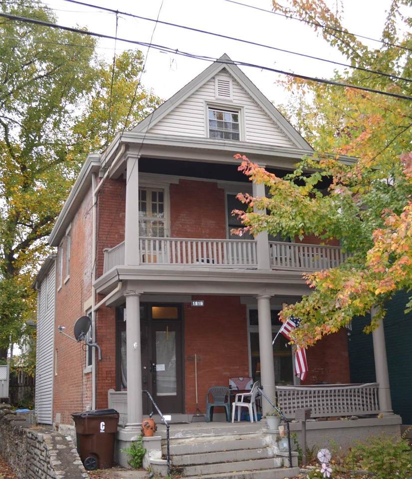 1919 Scott Boulevard - Photo 1