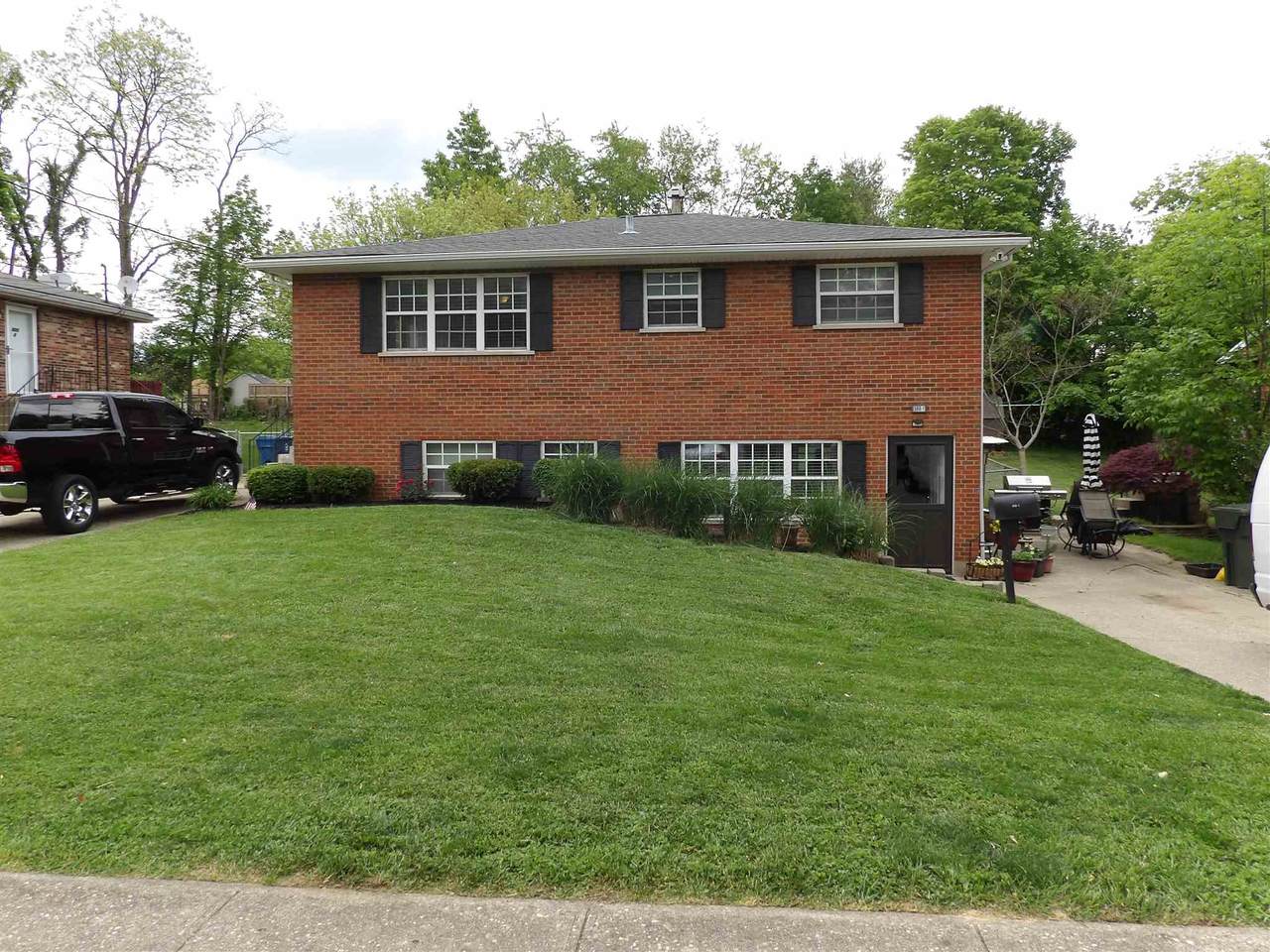 508 Greenfield - Photo 1