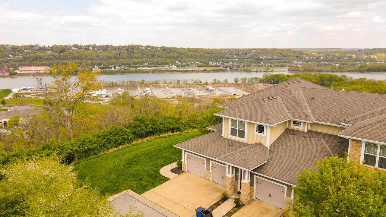 440 Riverpointe Drive - Photo 1