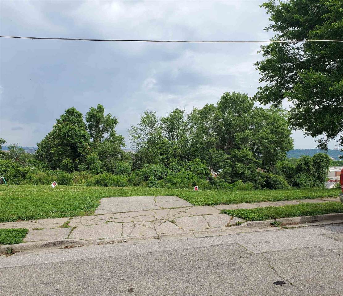42 17th Street - Photo 1