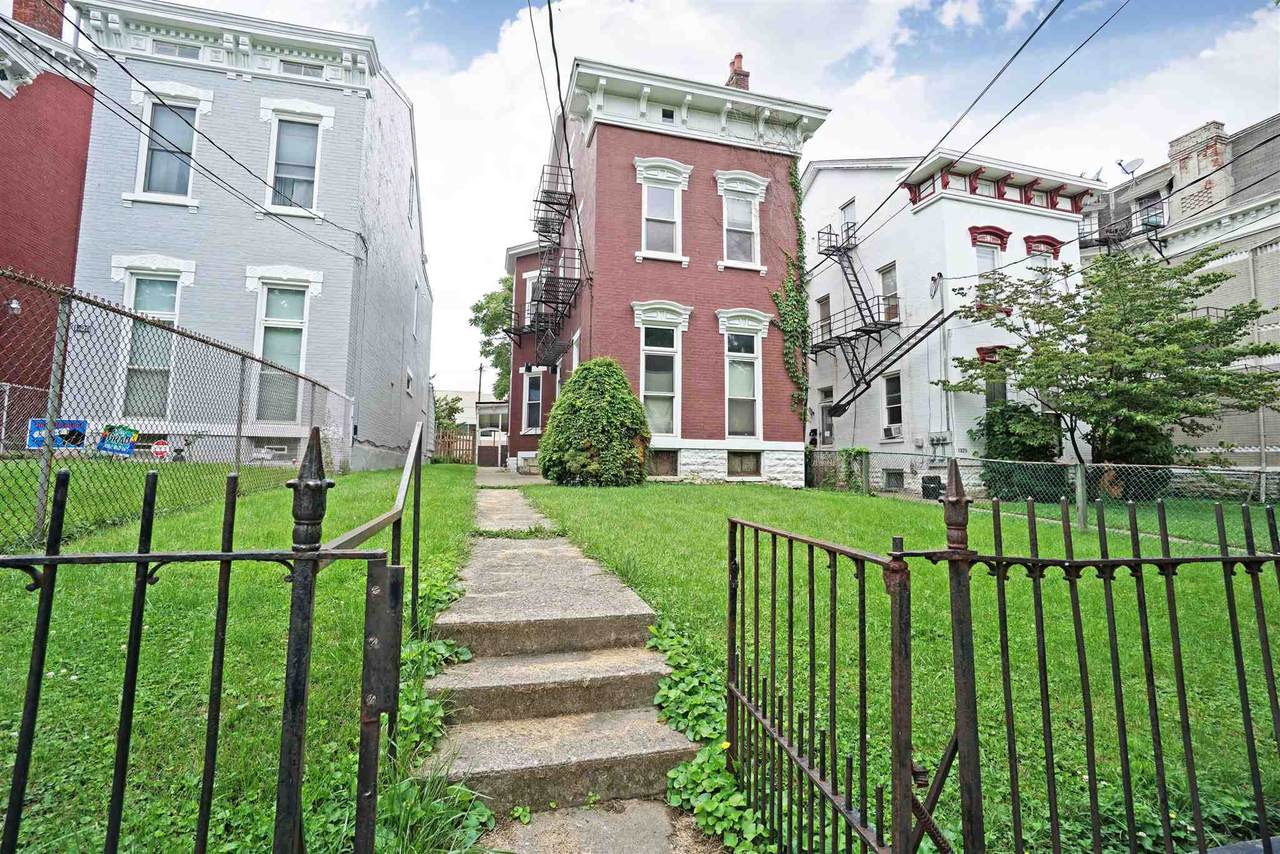 1327 Scott Street - Photo 1