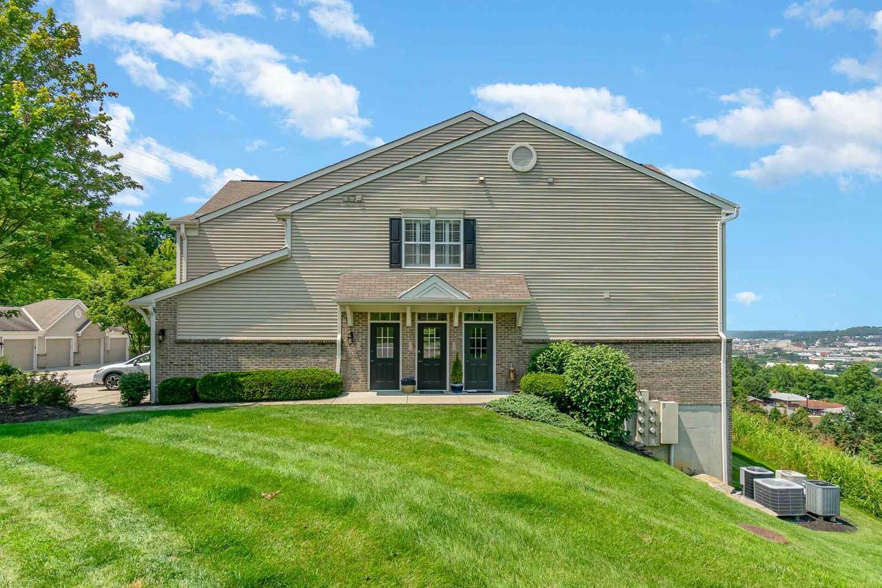 358 Eastview Court - Photo 1