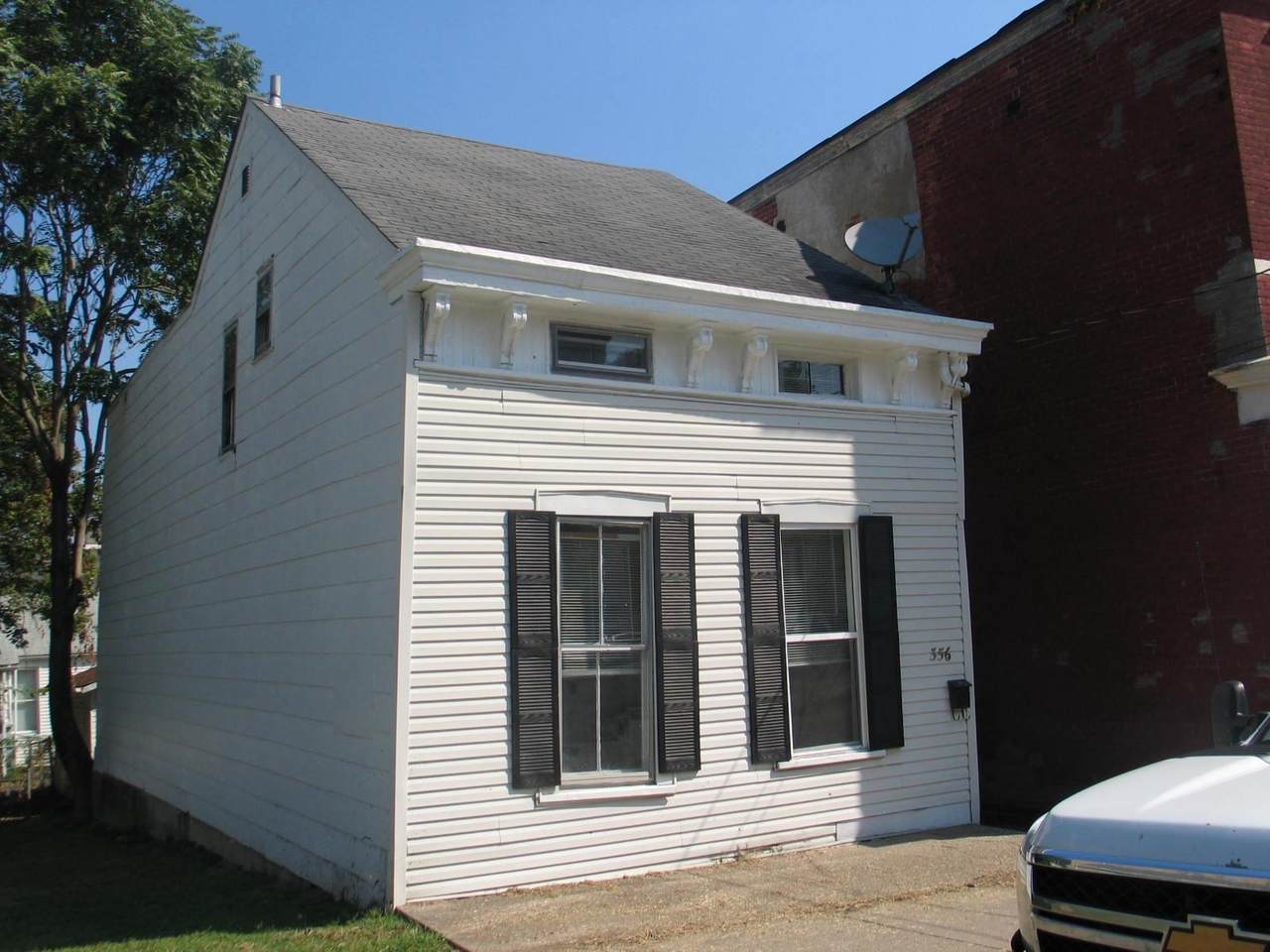 356 16 - Photo 1