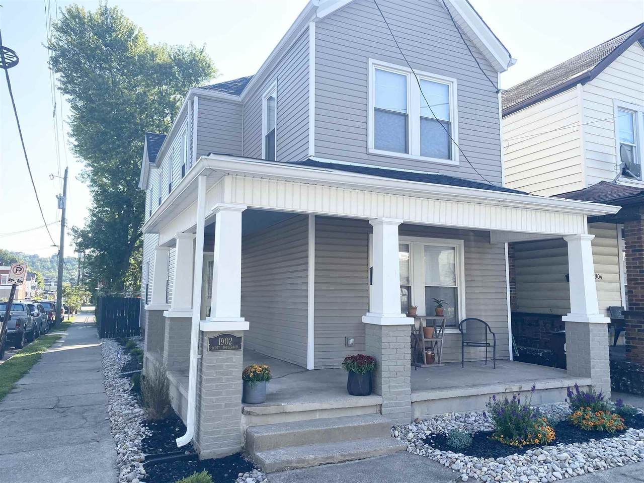 1902 Scott Boulevard - Photo 1