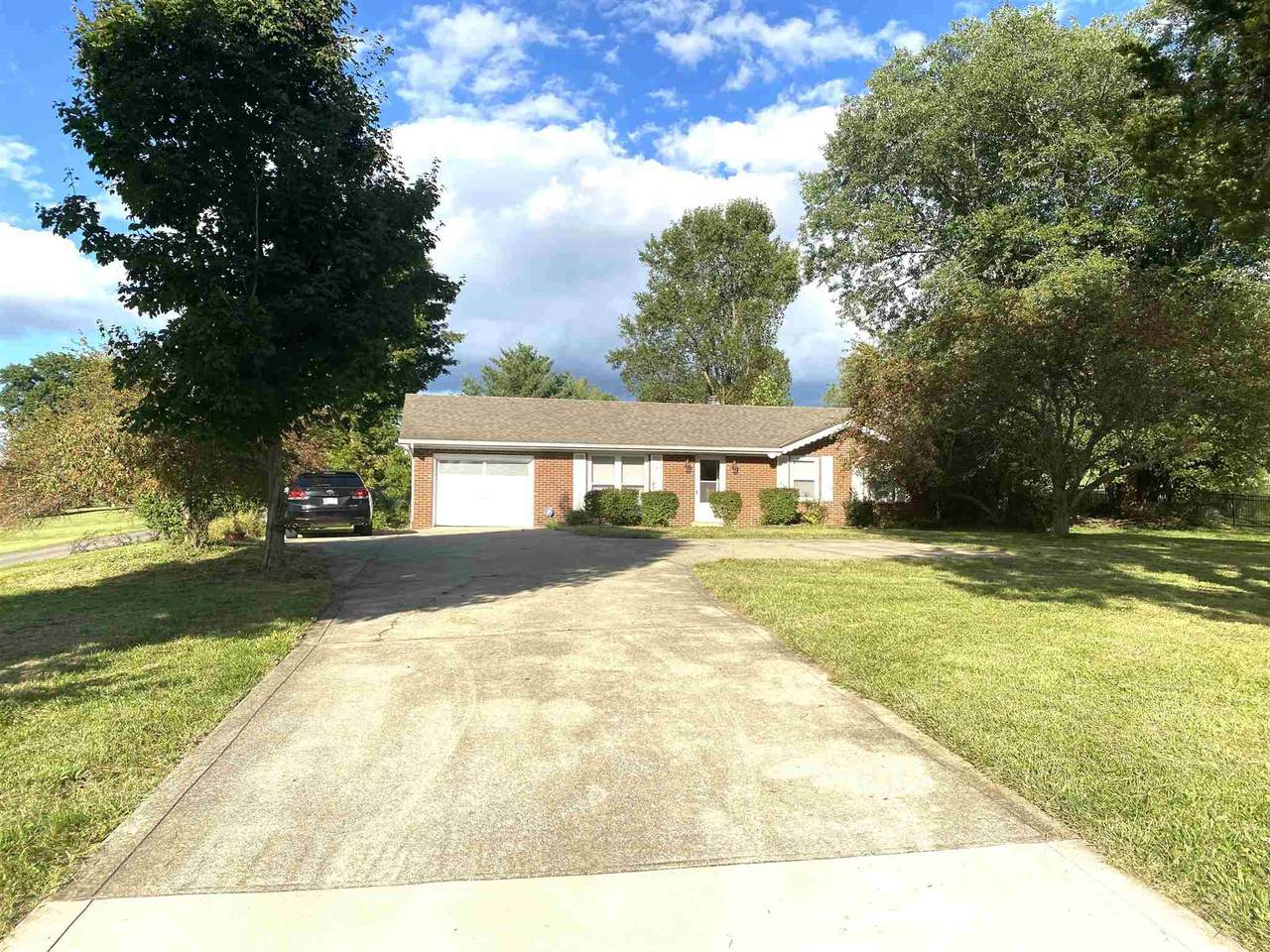 980 Chambers Road - Photo 1
