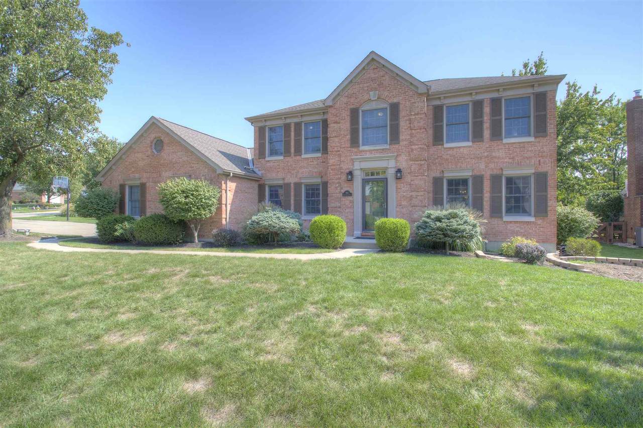 100 Farmcrest - Photo 1